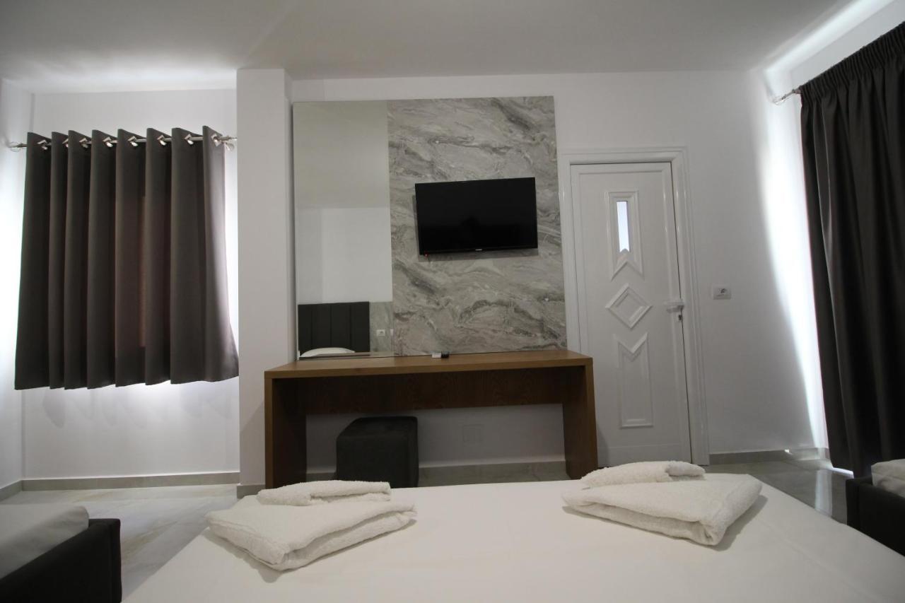 Hotel Four Islands Ksamil Extérieur photo