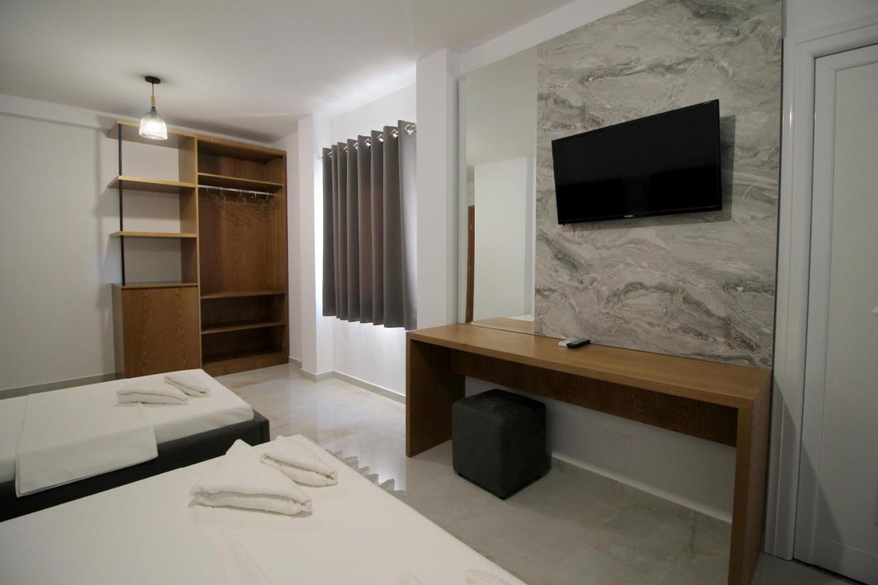 Hotel Four Islands Ksamil Extérieur photo