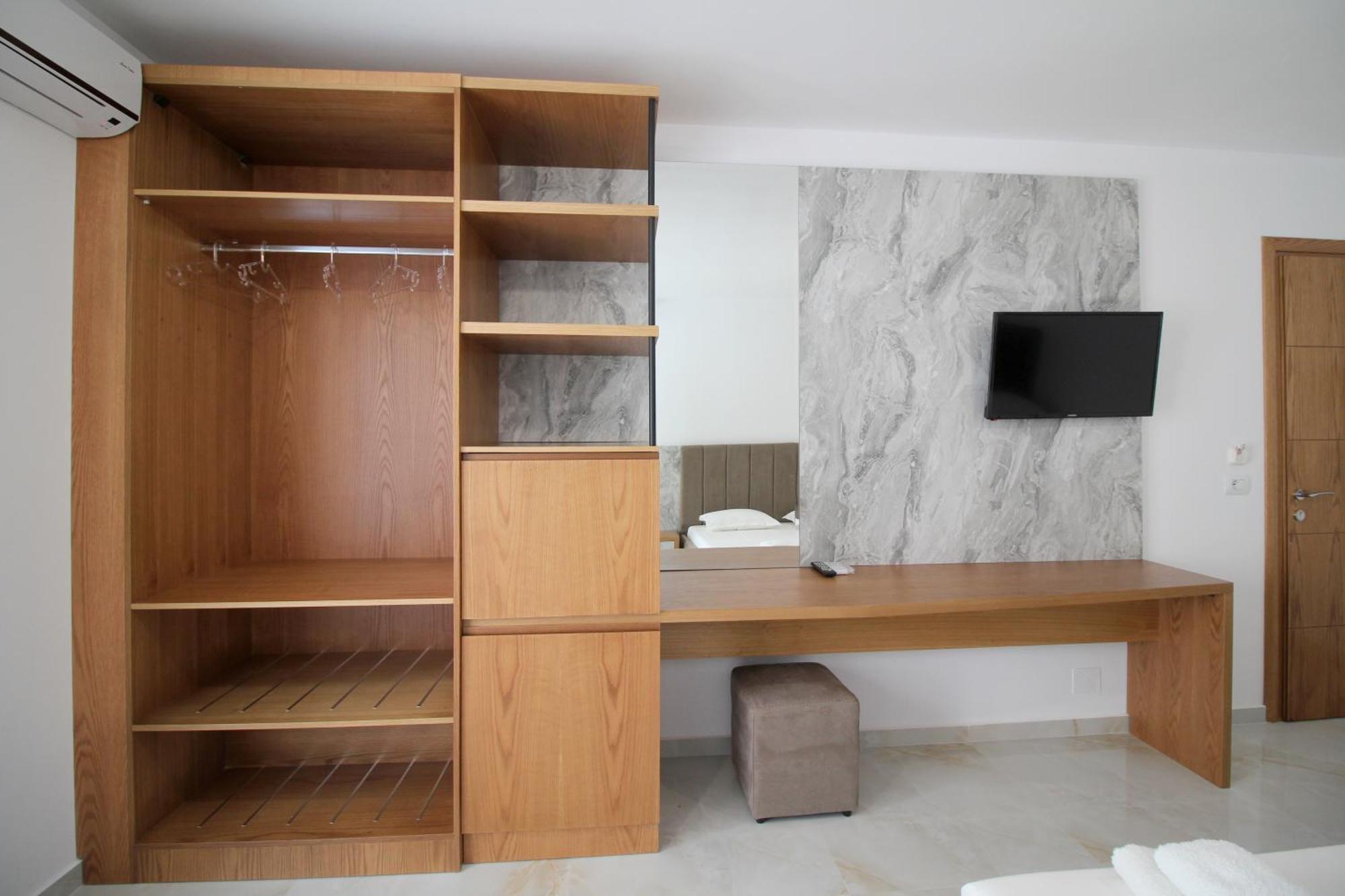 Hotel Four Islands Ksamil Extérieur photo