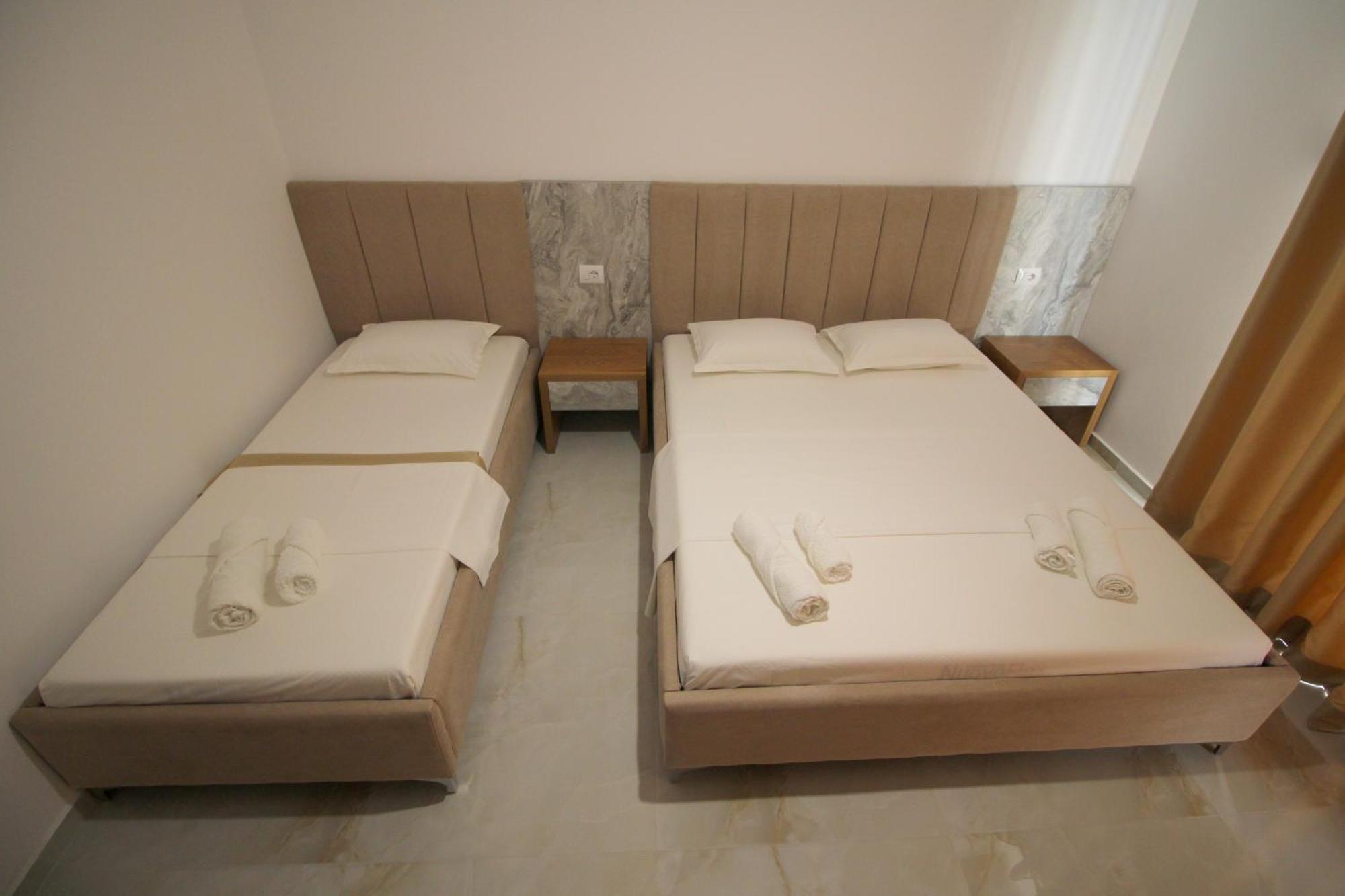 Hotel Four Islands Ksamil Extérieur photo