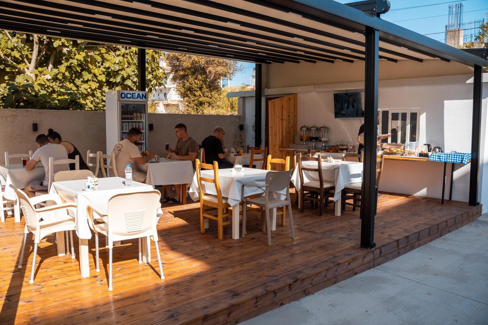 Hotel Four Islands Ksamil Extérieur photo
