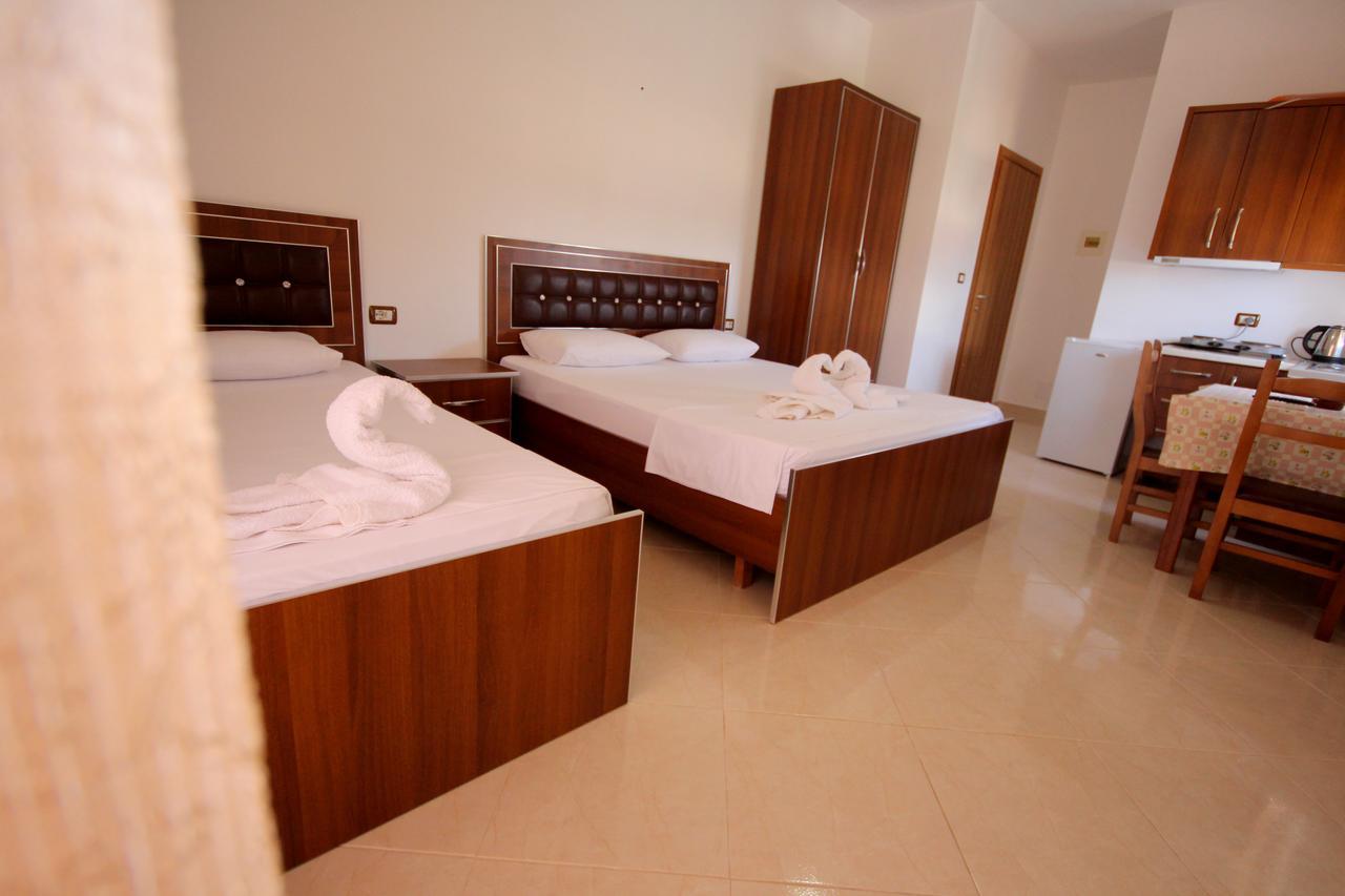Hotel Four Islands Ksamil Extérieur photo