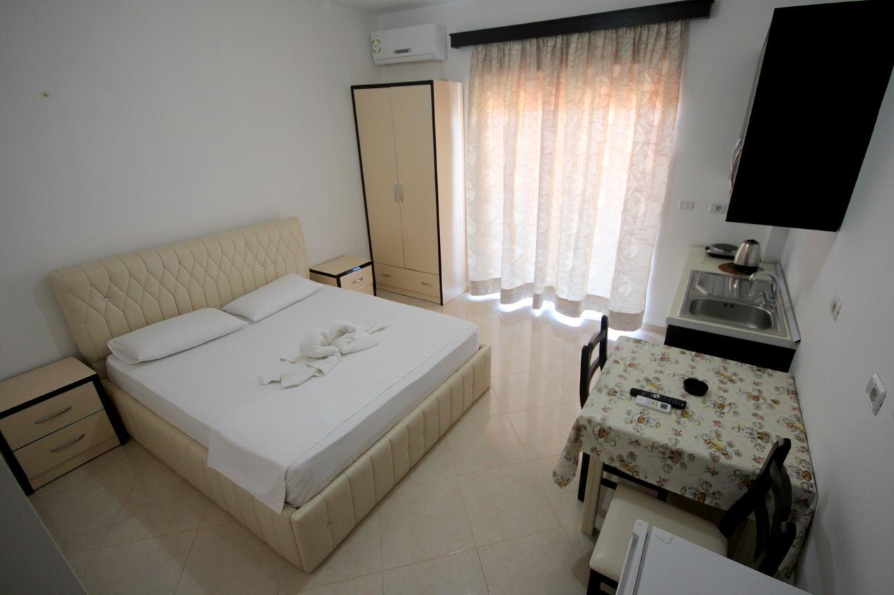 Hotel Four Islands Ksamil Extérieur photo