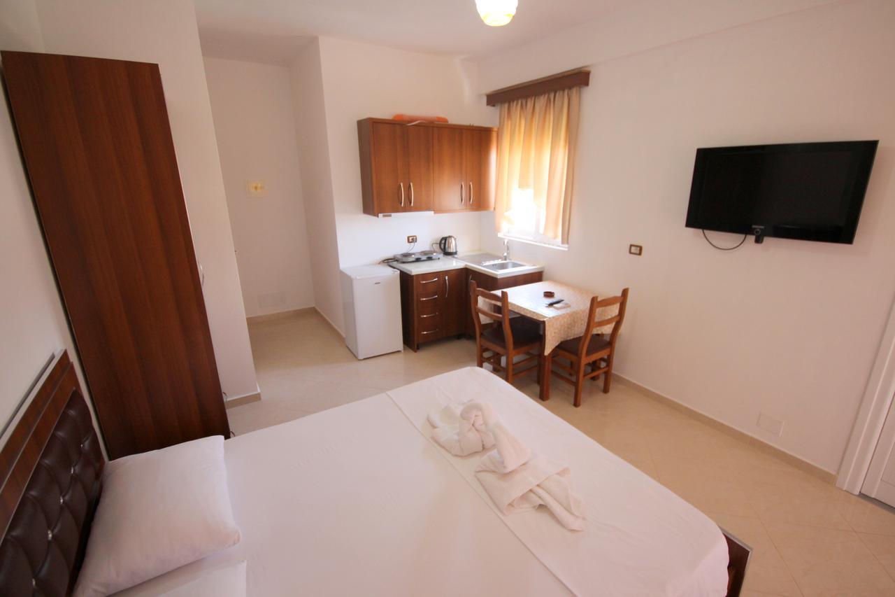 Hotel Four Islands Ksamil Extérieur photo