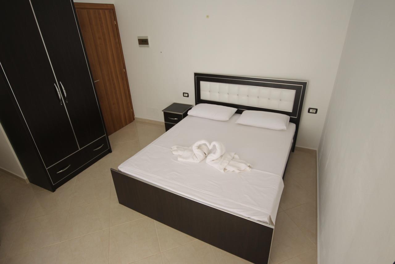 Hotel Four Islands Ksamil Extérieur photo