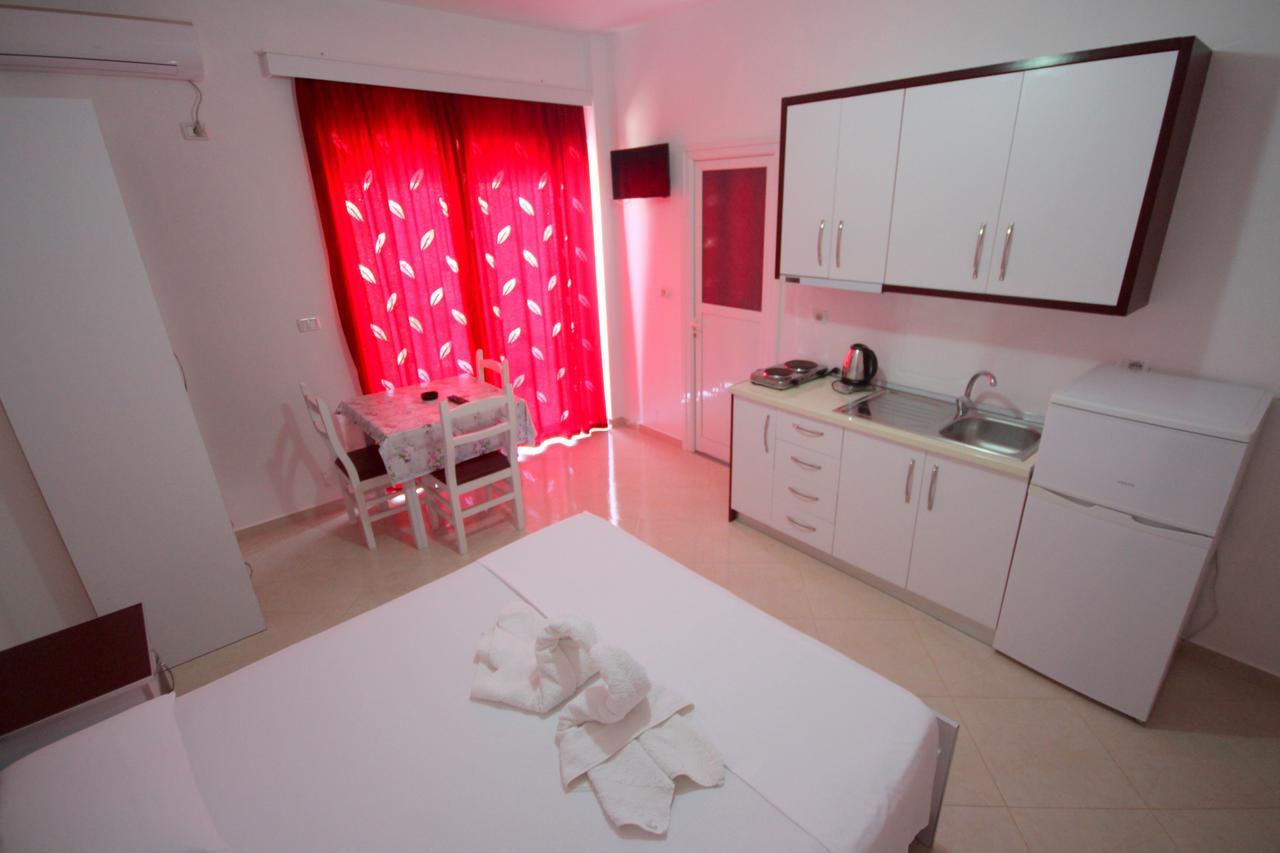 Hotel Four Islands Ksamil Extérieur photo